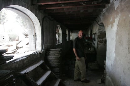 Guillermo Vázquez Consuegra, visitando ayer el Palacio San Telmo, que está rehabilitando.