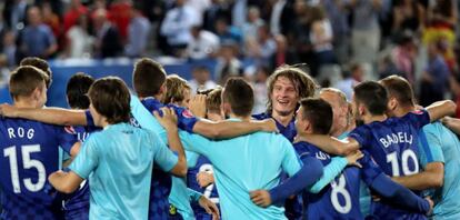 Los jugadores de Croacia celebran la victoria.