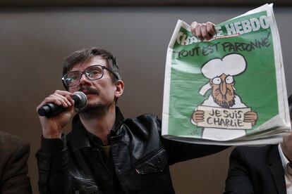 El dibujante Luz, autor de la portada de 'Charlie Hebdo' que se publicó justo después de los atentados, en enero de 2015.