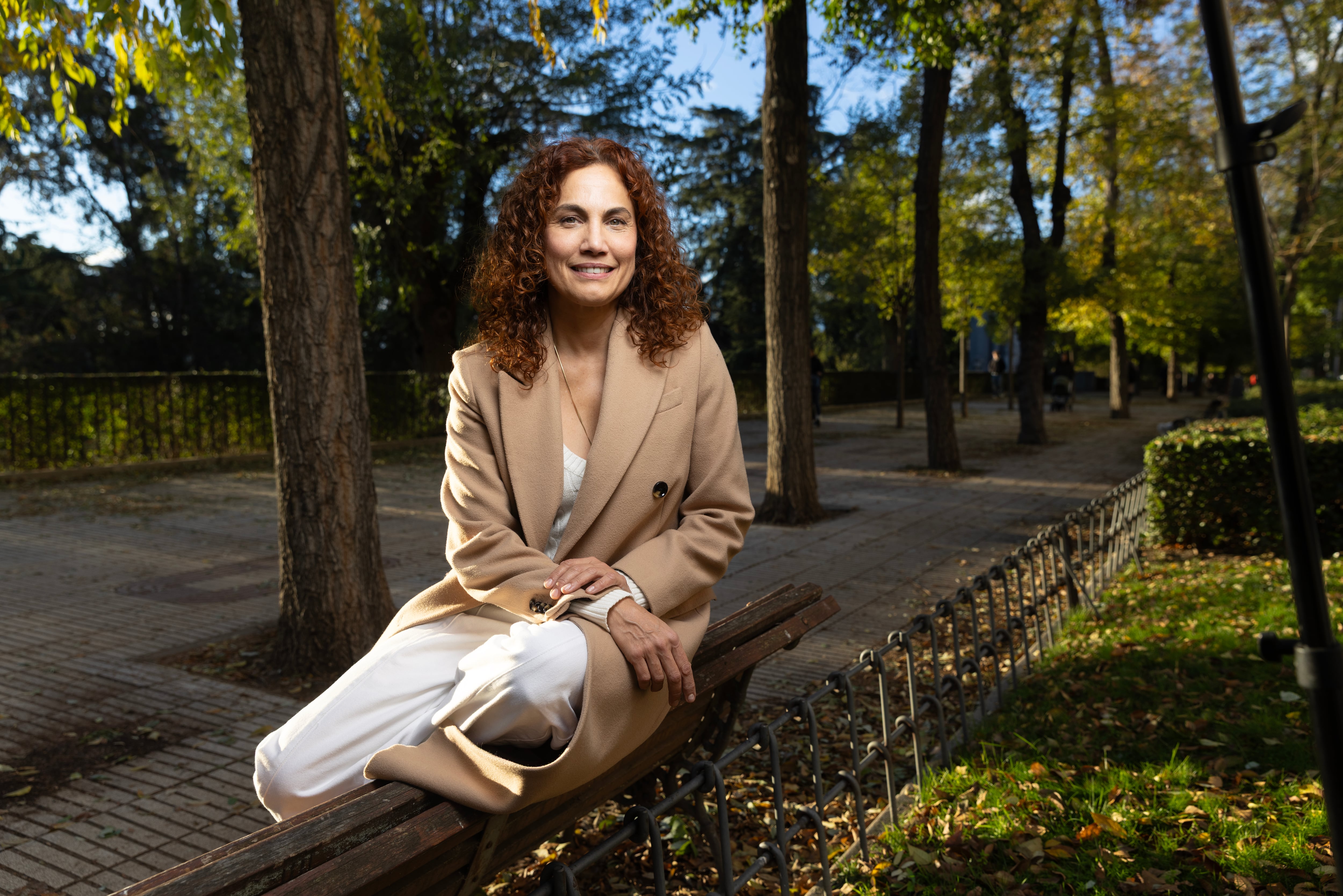 Toni Acosta, actriz: “Las de mi generación nos creímos el cuento de que íbamos a ser iguales”