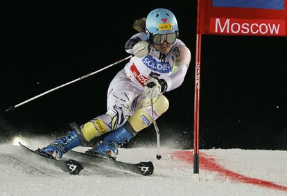 La estadounidense Julia Mancuso, ganadora de la final de slalom en el mundial de esquí alpino de Moscú, durante la prueba.