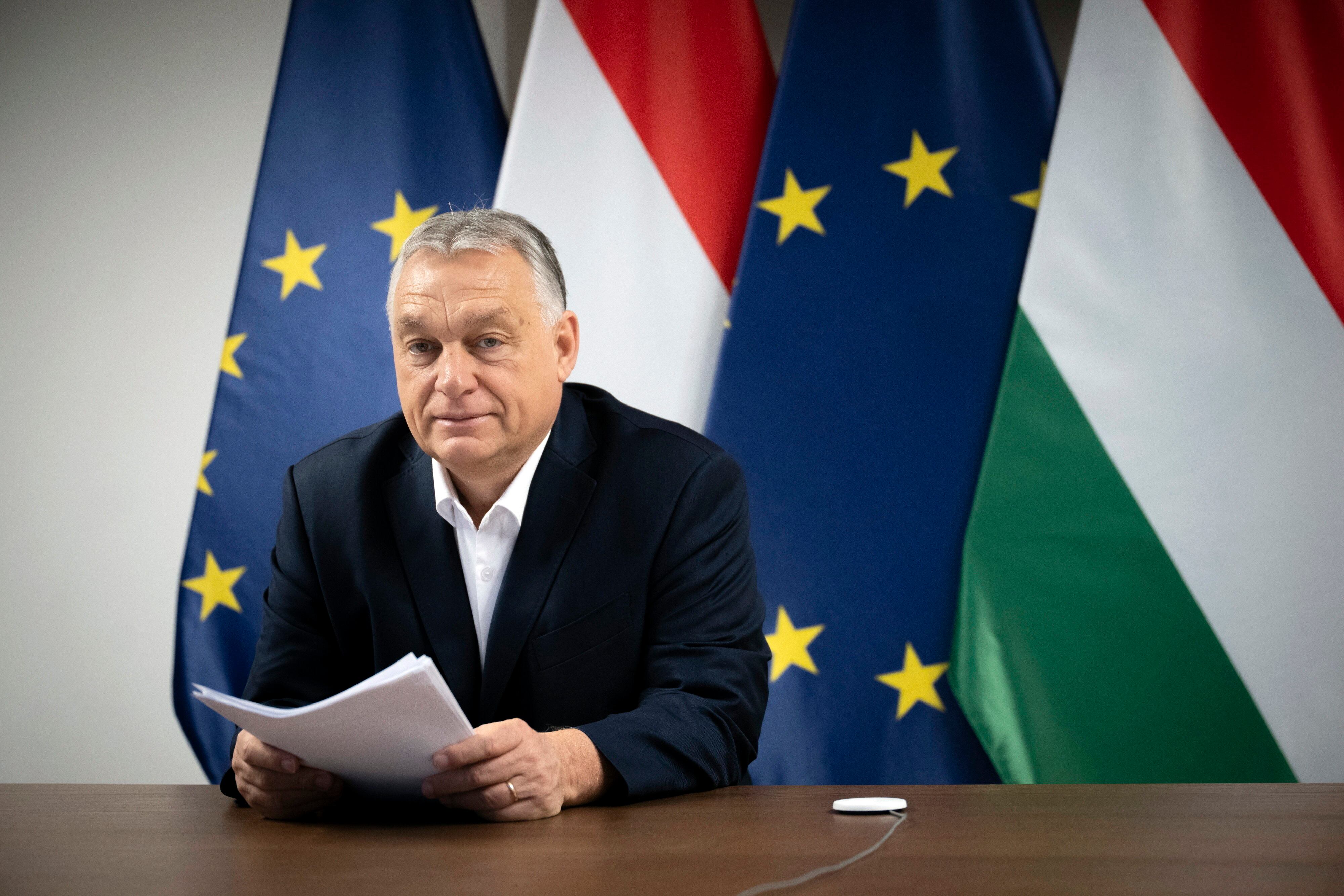 Orbán busca sabotear la unidad europea y exige a la UE que inicie negociaciones con Rusia
