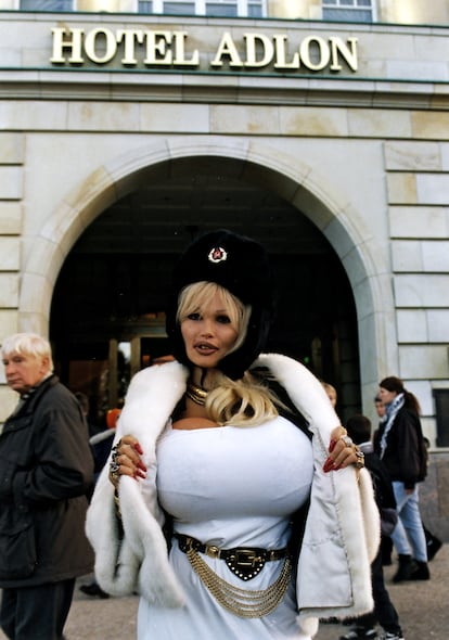 Lolo Ferrari in Berlin in 1997.