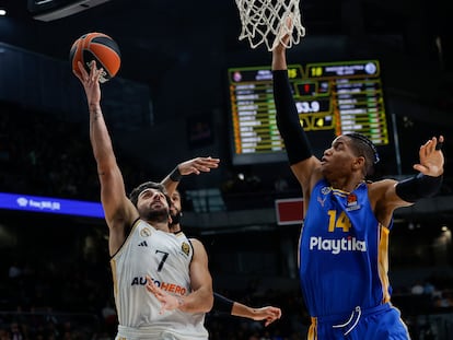 El base argentino del Real Madrid Facundo Campazzo, durante el partido frente al Maccabi.