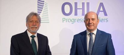 El presidente de OHLA, Luis Amodio, junto al CEO José Antonio Fernández Gallar.