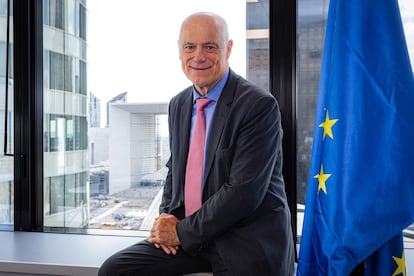 José Manuel Campa, presidente de la Autoridad Bancaria Europea (EBA), en la sede en París (Francia).