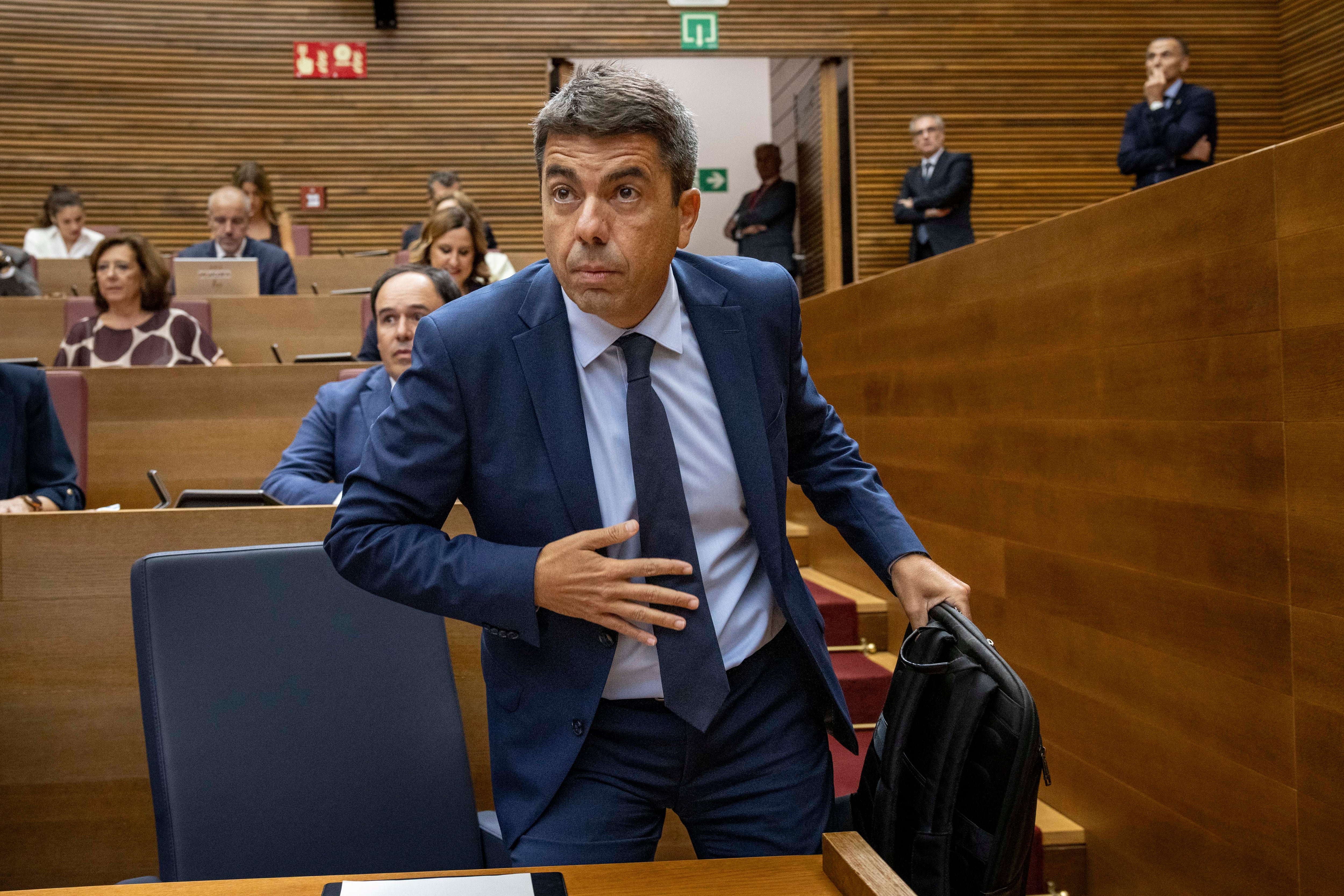 El presidente de la Generalitat, Carlos Mazón, en el Parlamento valenciano, el pasado septiembre.