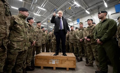 Boris Johnson, en su visita a las tropas británicas en Estonia.