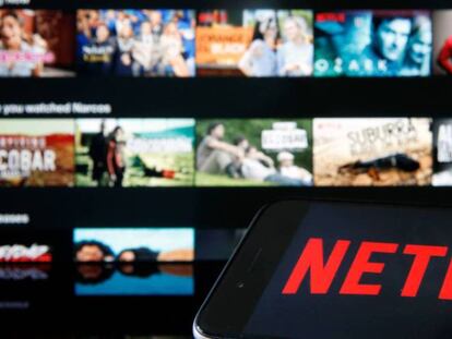 Netflix se desploma tras perder suscriptores por primera vez en una década