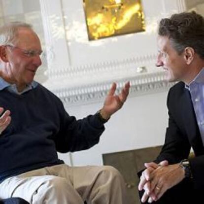 Geithner y Schäuble respaldan los esfuerzos europeos para salvar el euro