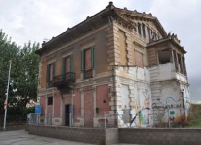 La Torre de la Sagrera, por donde se accede al túnel.