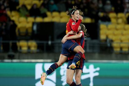 Aitana celebra el segundo gol de la selección española ante Costa Rica. 