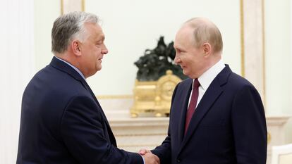 Putin recibe a Orbán en el Kremlin, este viernes.