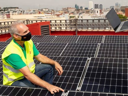 Instalación solar de EDP en un edificio en el paseo de la Castellana de Madrid.