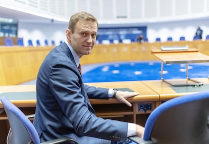 Alexéi Navalni, momentos antes de una audiencia en el Tribunal Europeo de Derechos Humanos de Estrasburgo (Francia), el 15 de noviembre de 2018.