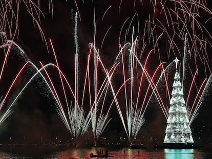 Árvore de natal na Lagoa, no Rio.