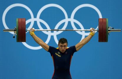 Mata compite en la categoría de 77 kilos.
