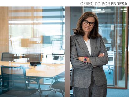 El patronato de la Fundación Endesa ha nombrado directora general de la entidad a María Malaxechevarría en su reunión del pasado 18 de octubre. Malaxechevarría es directora general de sostenibilidad de Endesa, cargo que compatibilizará con la fundación. Llega a la dirección en un momento en el que la institución celebra su 25 aniversario. Malaxecheverría ha reconocido estar “agradecida por esta oportunidad” de liderar una entidad de la que ya formaba parte como miembro del patronato desde principios de 2020.