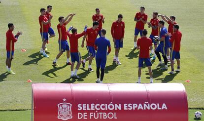 La selección española, durante un entrenamiento.