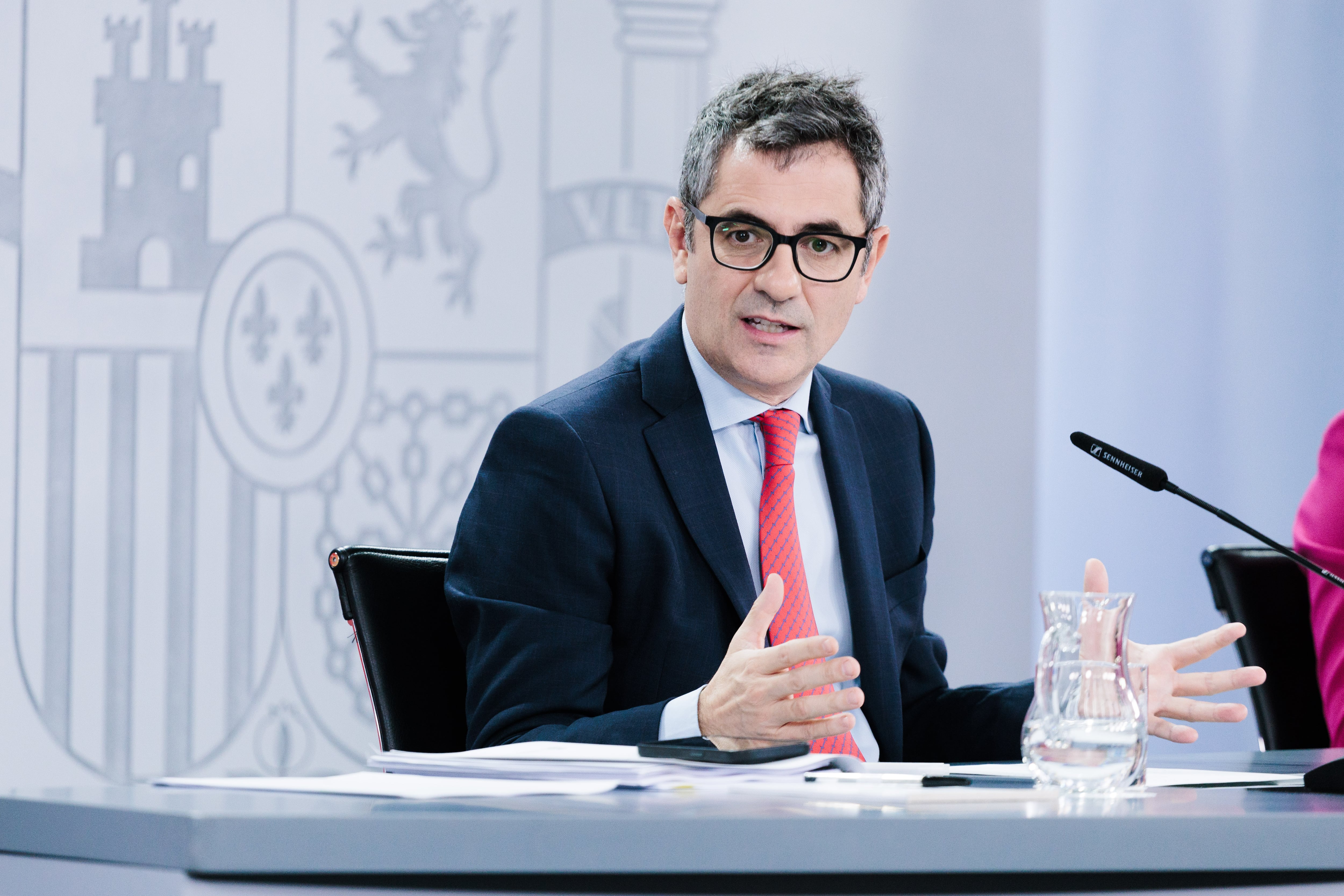 (Foto de ARCHIVO)
El ministro de la Presidencia, Justicia y Relaciones con las Cortes, Félix Bolaños, durante la rueda de prensa tras el consejo de ministros, en el Palacio de La Moncloa, a 29 de octubre de 2024, en Madrid (España).