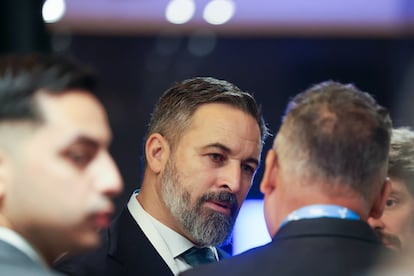 El rdago de Abascal a Feijo: conmigo o con Snchez