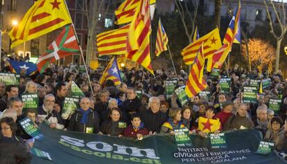 Manifestació en defensa del català, el 2014.