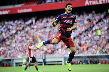 Luis Suarez celebra su gol