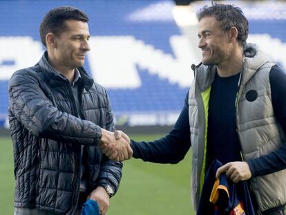 Galca e Luis Enrique selam a paz entre os rivais.