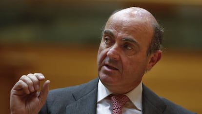 El ministro de Econom&iacute;a, Luis de Guindos