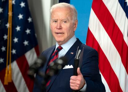 Washington (United States), 07/04/2021.- US President Joe Biden delivers remarks on the investments in the American Jobs Plan in the South Court Auditorium of the White House, in Washington, DC, USA 07 April 2021. President Biden delivered remarks and answered questions about corporate tax raises. (Estados Unidos) EFE/EPA/Leigh Vogel / POOL