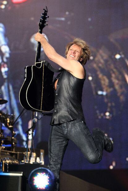 Bon Jovi durante su actuación en Rock in Rio Madrid.