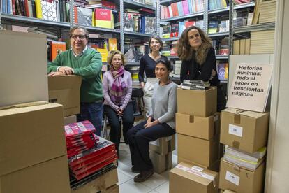 L'equip de Turner a Madrid: Ricardo Cayuela, director editorial, la directora de comunicació Lola Martín, i les editores Laura Estévez, Fernanda Febres-Cordero i Mariana Gasset (segona, quarta i cinquena per l'esquerra).