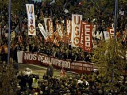 Gobierno, sindicatos y organizaciones empresariales hacen balance de la huelga general