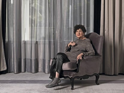 Margo Glantz retratada en el Hotel The Westin Palace de Madrid.