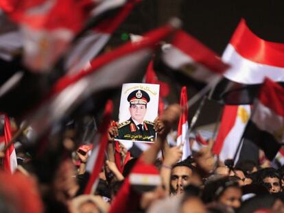 Una foto del general Al Sisi en una manifestaci&oacute;n en Egipto el 33 de julio.