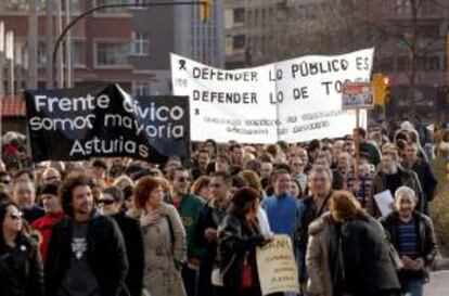 Una manifestación en Gijón contra los desahucios. EFE/Archivo