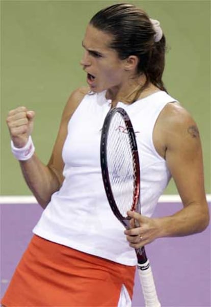 Mauresmo celebra un punto