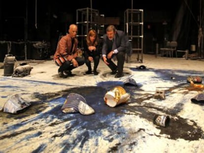 Zerolo, Garc&iacute;a D&rsquo;Atri y Lissavetzky, sobre el escenario del Teatro Madrid.