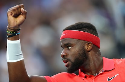 Tiafoe celebra un punto durante el último Open de Australia, el pasado mes de enero. / HANNAH MCKAY (REUTERS)