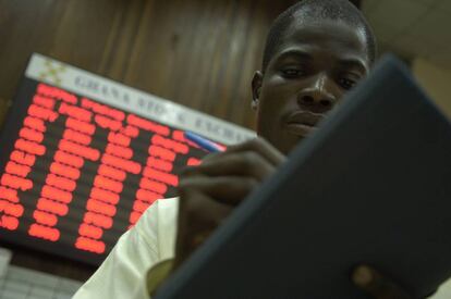 Trabajadores de la Bolsa de Accra. 