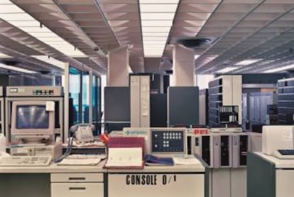Air France, Sophia Antipolis (FR), from Sites of Technology, 1989-1991 Galerie Thomas Zander, Cologne © The Lewis Baltz Trust