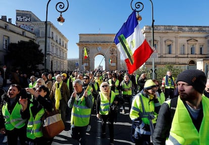 Manifestación sindical en Montpelier en apoyo de los 'chalecos amarillos'
 