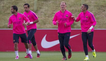 Montoya y los porteros Bravo, Ter Stegen y Masip.