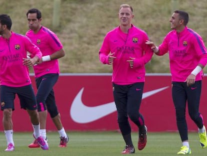 Montoya y los porteros Bravo, Ter Stegen y Masip.