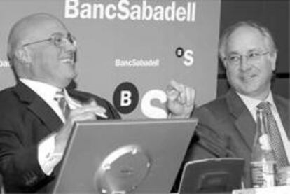 Sabadell inicia su salida al exterior con la compra de un banco en Miami