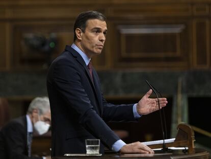 El presidente del Gobierno, Pedro Sánchez, interviene en una sesión plenaria en el Congreso, en Madrid, este miércoles.