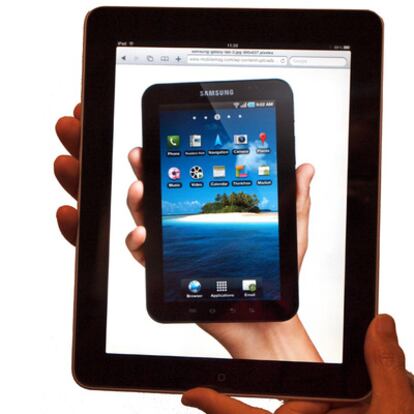 La tableta de Samsung parece, como en el caso de los móviles, el mayor rival de la iPad de Apple.