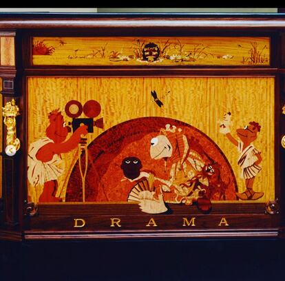 Detalle del mueble de los Teleñecos que Frank Pollaro diseñó para las oficinas de Jim Henson.
