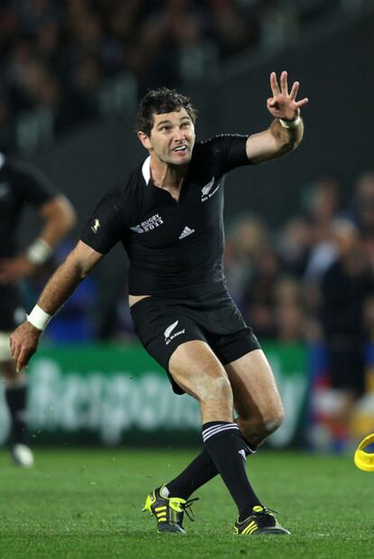 Stephen Donald, durante la final ante Francia.