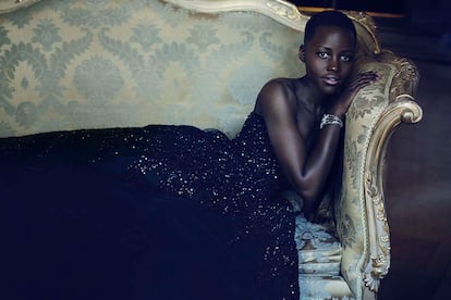 Lupita Nyong'o fotografiada en el hotel plaza de Nueva York en 2014. Hom ha hecho trabajo publicitario para marcas como Hugo Boss, Coca-Cola o Patek Philippe, pero la mayoría de su trabajo se ha publicado en revistas como W Magazine, Vanity Fair, Vogue o GQ.

 